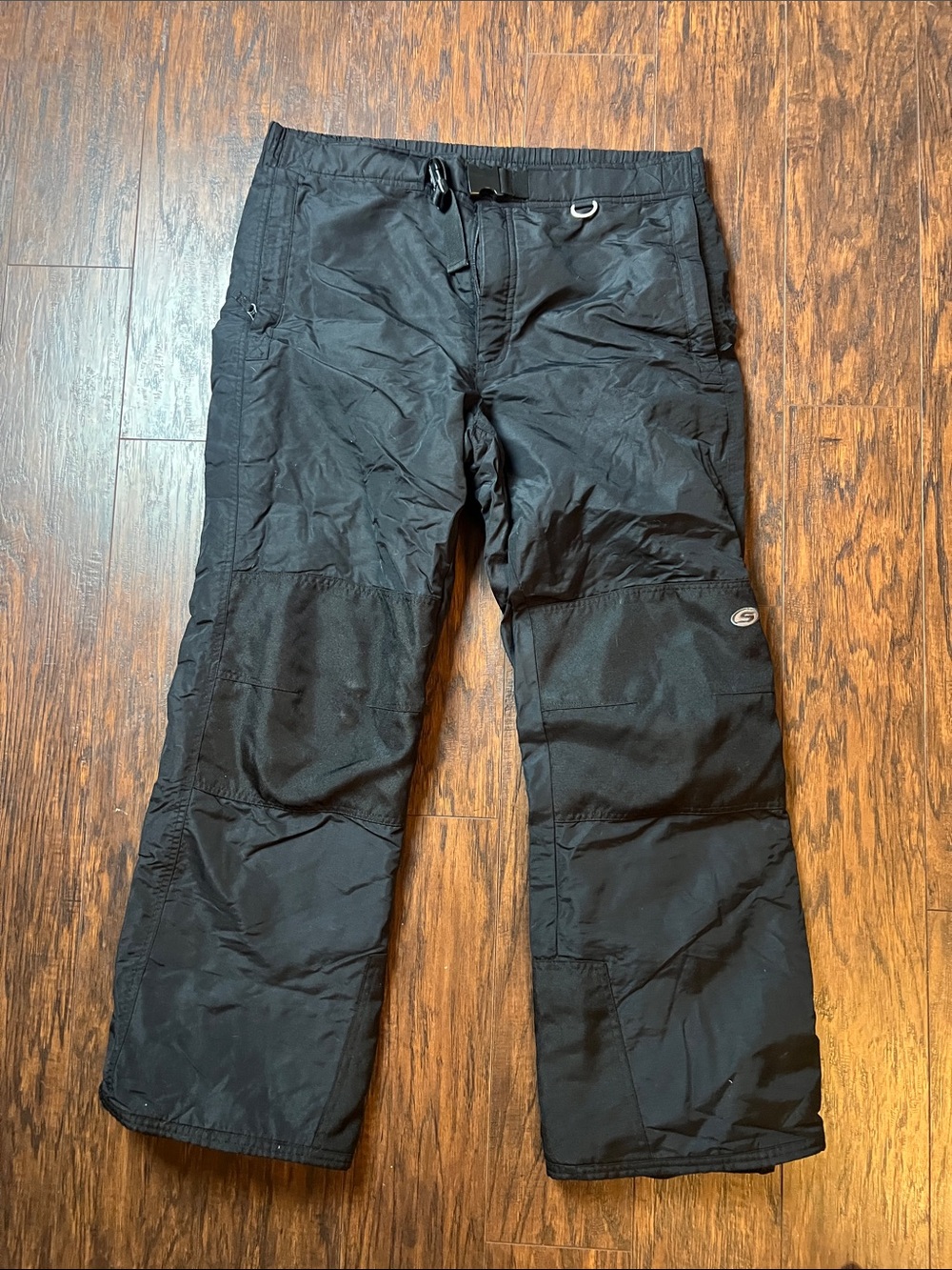 Men's Black Cargo Snow Pants with Reinforced Knees